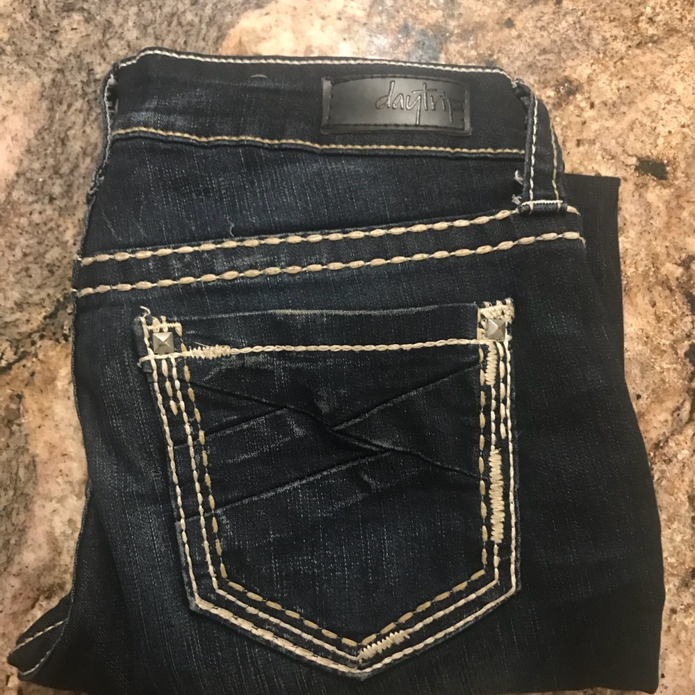 Daytrip jeans size 27.